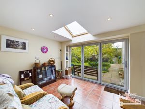 Garden Room- click for photo gallery